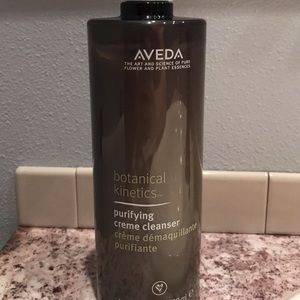 Aveda Botanical Kinetics Purifying Creme Cleanser
